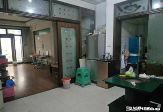 花竹园步梯二楼租房，家具齐全 - 黔南28生活网 qn.28life.net